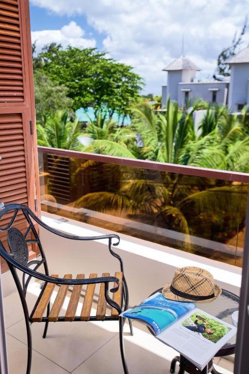 Pereybere Apartment With Breakfast And Private Balcony Pereybere Beach Dış mekan fotoğraf